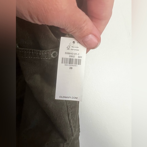 Old Navy High-Waisted OG Straight
Corduroy Ankle Pants Olive Trousers 28W - Picture 12 of 12